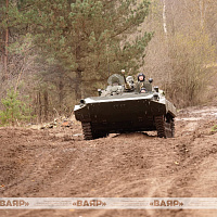 Подразделения одного из соединений войск Северо-Западного оперативного командования совершают марш в районы сосредоточения