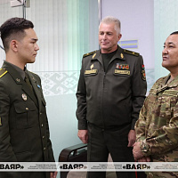 В Беларусь прибыла военная делегация из Казахстана