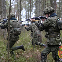 Гвардейцы на высоте