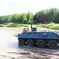 Занятия по преодолению водной преграды с военнослужащими 11 омбр