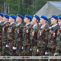 Участники военно-патриотической игры «Зарница» разместились в палаточном лагере на полигоне Брестский