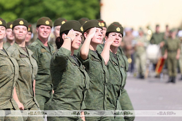 Продолжаются тренировки пеших колонн к военному параду