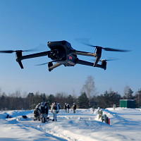 Гвардейцы механизированной бригады отрабатывают слаживание взводов на полигоне