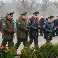 Гвардейцы 38 одшбр возложили цветы в мемориальном комплексе «Брестская крепость-герой»
