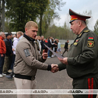 Награждение военнообязанных, принимавших участие в учебном сборе