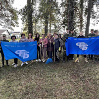 Внесли свой вклад в субботник