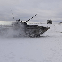 Упражнения контрольных стрельб из вооружения БМП-2