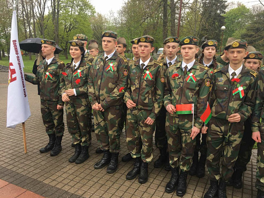 «Памяти павших будем достойны»