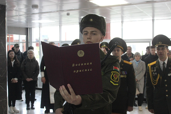 Торжественная церемония принятия Военной присяги новым пополнением прошла в 30 ождбр