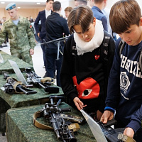 Патриотов воспитывают с детства