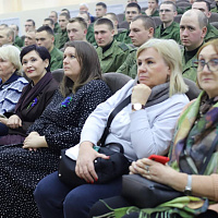 Представители ОО «Белорусский союз женщин» посетили воинские части Заслоновского гарнизона