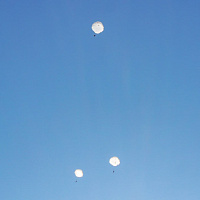 Витебские десантники совершили прыжки с парашютом из самолёта АН-2