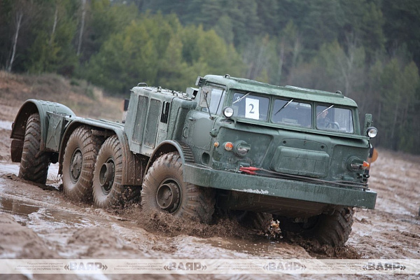 Практические занятия по вождению машин