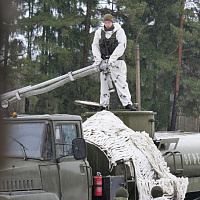 Гвардейцы совершили марш 