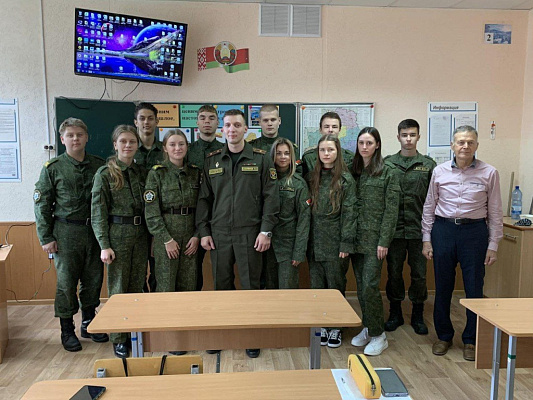 Гвардейцы приняли участие в диалоговых площадках