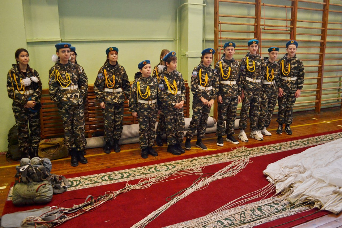 Торжественное открытие военно-патриотического клуба «Мужество» — ВАЯР