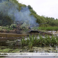 Курсанты Военной академии преодолели водную преграду
