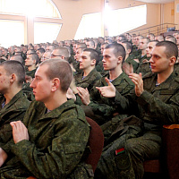 В 5-й отдельной бригаде специального назначения новобранцы готовятся к принятию Военной присяги