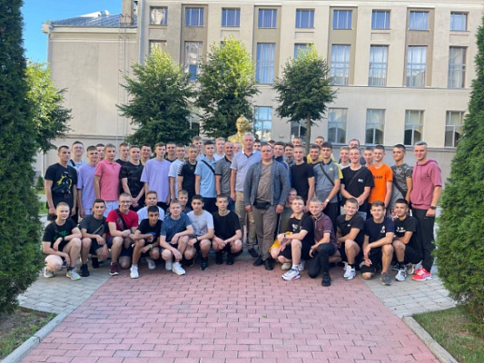 Суворовцы отправились в «Орлёнок»