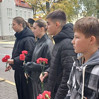 В Гродненском гарнизоне прошли памятные мероприятия, посвящённые 144-й годовщине со дня рождения генерал-лейтенанта Дмитрия Карбышева