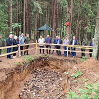 Личный состав Научно-исследовательского института Вооруженных Сил посетил урочище Уручье