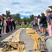 Военнослужащие и ветераны 49 ртбр пригласили в гости учащихся Козенской средней школы