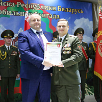 С праздником, защитники! 