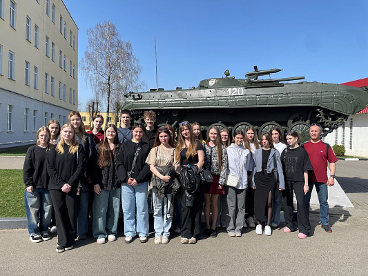 Учащиеся Белорусского государственного медицинского колледжа посетили 120 омбр