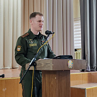 Вручение удостоверений учащимся военно‑патриотического клуба «Юный танкист»