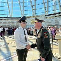 Торжественное вручение дипломов выпускникам военно-медицинского института в БГМУ