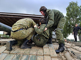 Занятия по медицинской подготовке с курсантами военного факультета в БГУ