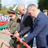 Торжественное открытие выставки военной техники в Лиде	