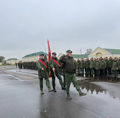 Чествование военнослужащих в 465-й ракетной бригаде