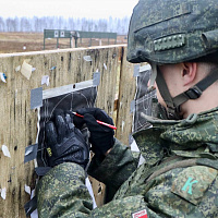 Занятия по огневой подготовке с курсантами Военной академии