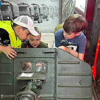 Каникулы цвета хаки