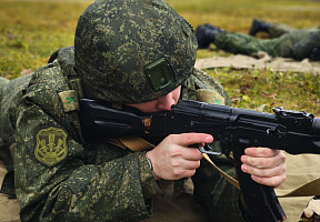 Занятия по огневой подготовке с курсантами военного факультета в БГАА