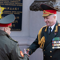 Торжественный ритуал прощания с Боевым Знаменем начальника Военной академии генерал-майора Андрея Горбатенко