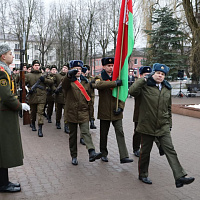 Церемония возложения цветов к Вечному огню мемориала «Жертвам фашизма»