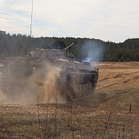 Занятия по вождению с курсантами Военной академии