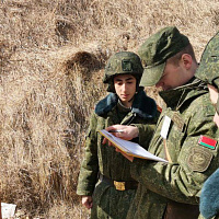 Стреляют суворовцы