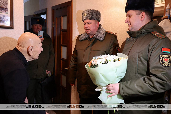 104-й день рождения отмечает участник Великой Отечественной войны полковник в отставке Иван Назаренко