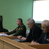 Воспитывая патриотов