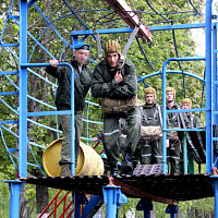 Подготовка к первому прыжку с парашютом