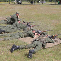 С упором на практику