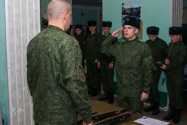 Среди врученных образцов – и новая техника!