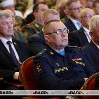 Второй день IV Международного антифашистского конгресса 