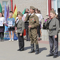 Гвардейцы приняли участие в праздничном концерте