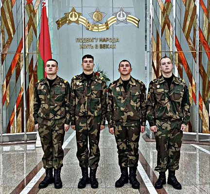 Подвигу народа жить в  веках