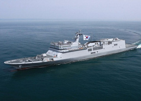 Hyundai Heavy Industries передала ВМС Республики Корея учебный корабль «Хансандо»