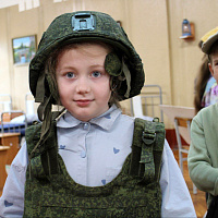 Школьники посетили 61 иаб 